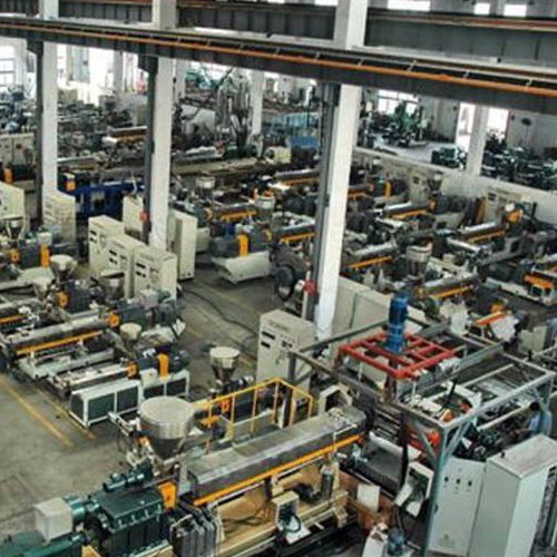 镇江工厂设备维修现场